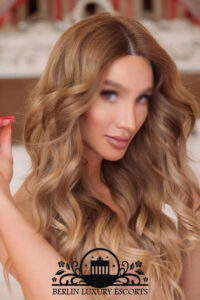 Escort Sylvia Near Leonardo Hotel Berlin Mitte