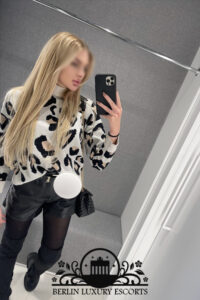 Pornstar Experience Escort Girl in Berlin