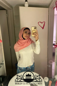 Egyptian Escort Girl In Berlin