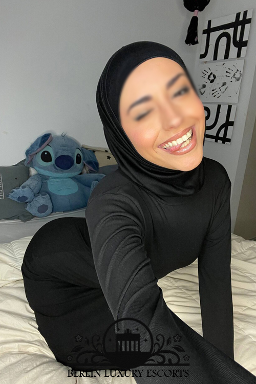 Egyptian Escort Girl In Berlin