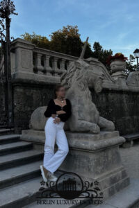 Extra Shots Escort Girl In Berlin